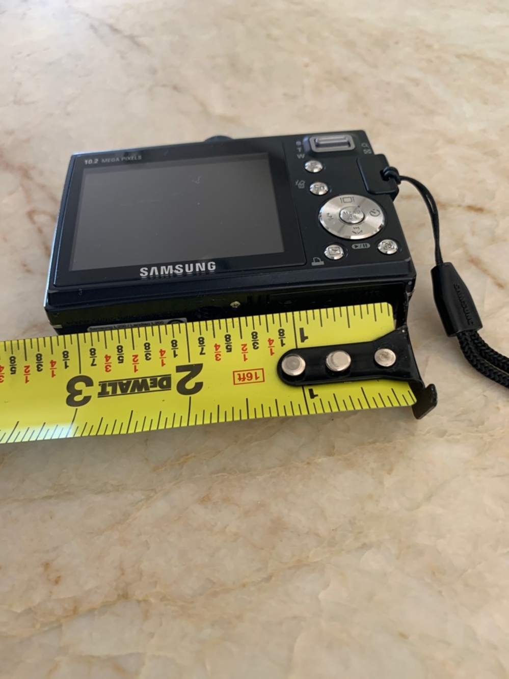 Samsung L200 10.2 MP - Tested - Compact Digital Camera with Battery and Charger - Picture 9 of 10